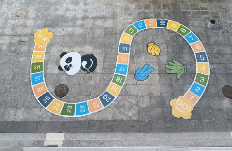 红河地面游戏彩绘